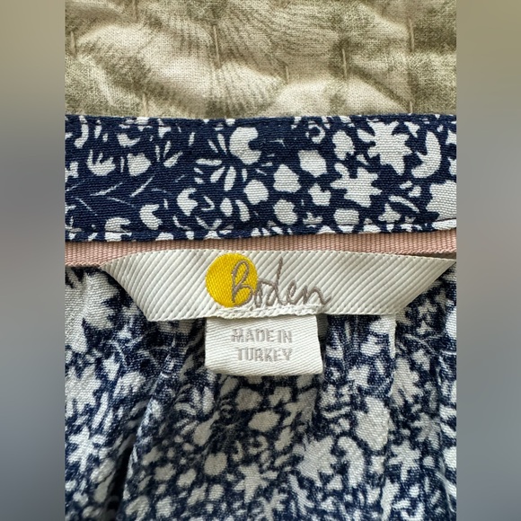 Boden Tiered Dress Size 12R - Picture 3 of 8